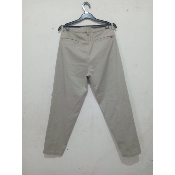 Levis Premium Chinos Original