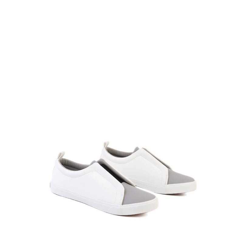 Airwalk STEVEN White Black.slip on.Sepatu Pria Original.AIW22CM0304B