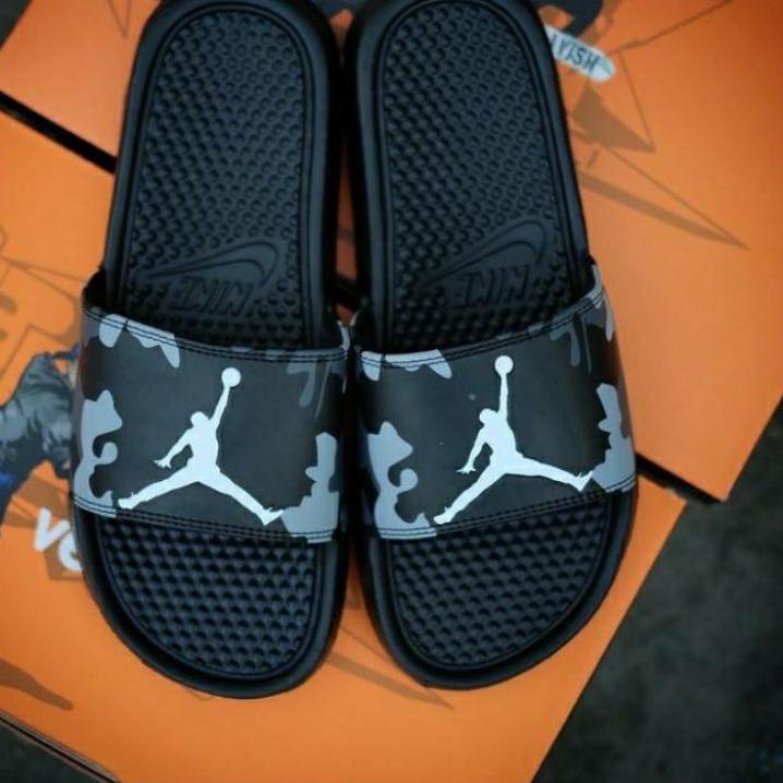 Stok Terbaru DIJAMINTERMURAH - DISKON SANDAL PRIA NIKE AIR JORDAN SANDAL PRIA KEREN MURAH SANDAL JOR