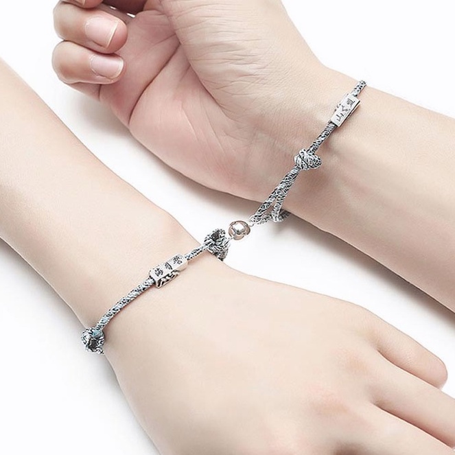 【COD】1 Pasang Gelang Couple Polos Hitam Magnet Untuk Pria Dan Wanita Accessories Korean Fasion Gaya Simple-FA