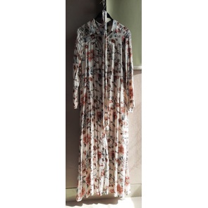 preloved dress brand N&M bukan hnm riamiranda wearingklamby benang jarum button scarf