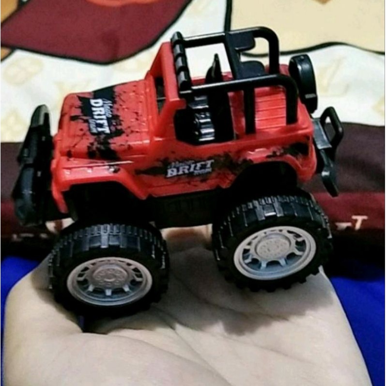 Mainan mobil jeep full back/mainan mobil anak laki laki