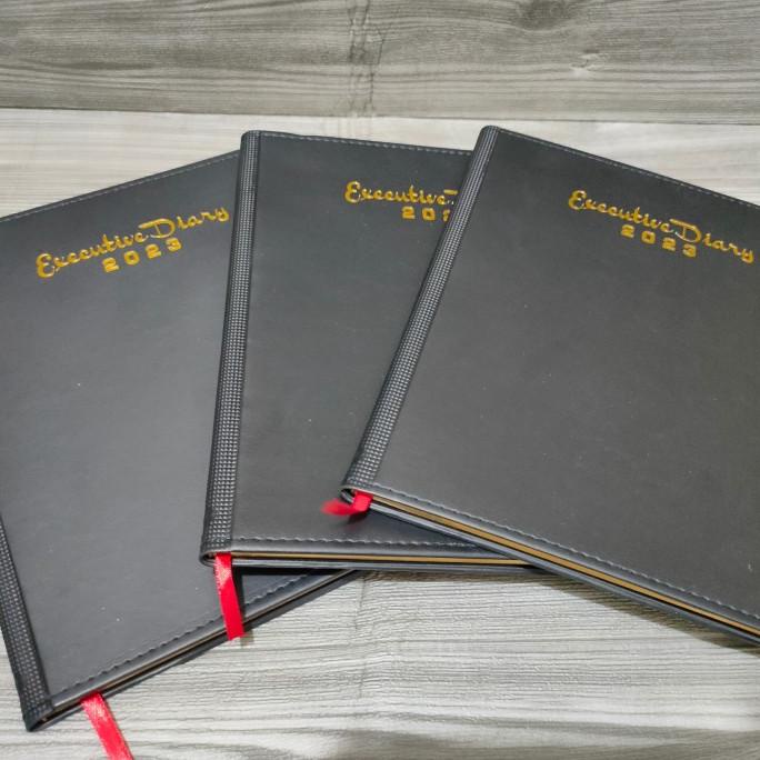 

BUKU AGENDA HARIAN EXECUTIVE DIARY 2023 / AGENDA EXECUTIVE DIARY 2023