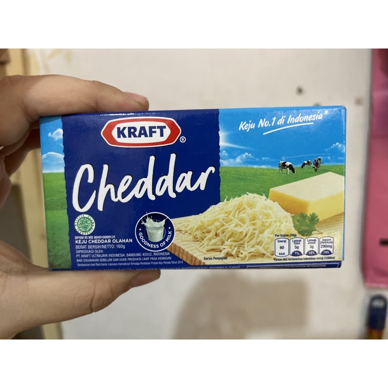 

Keju batang Kraft Cheddar 150gr exp JULI 2026