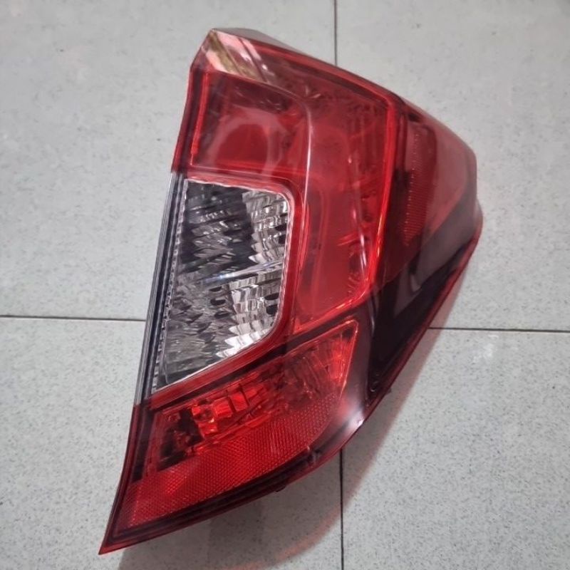 STOPLAMP LAMPU BELAKANG HONDA JAZZ RS 2015 2016 2017 KANAN ATAU KIRI