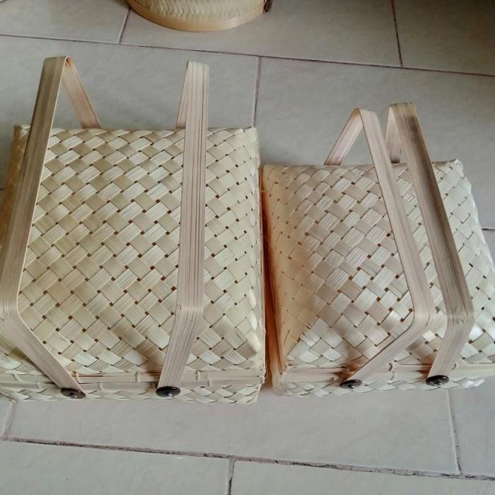 

Besek Bambu Kaki Tangkai Uk 30X30/Hampers 058