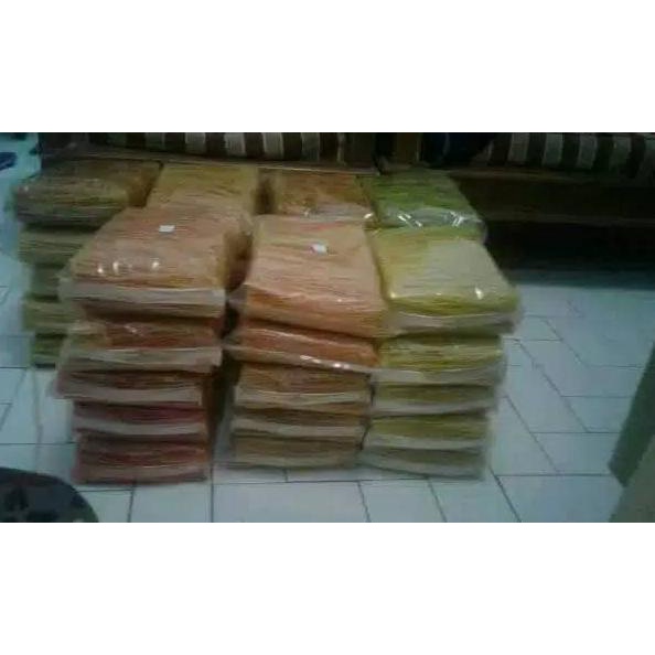 

⇛ (500 gram)Mie lidi renyah kiloam /banyak variant rasa ₮