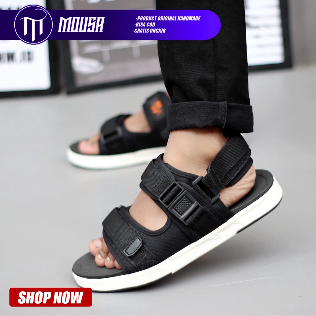 Sepatu Sandal Gunung Traveling Pria Casual Kekinian Murah Hitam Mousa Gun