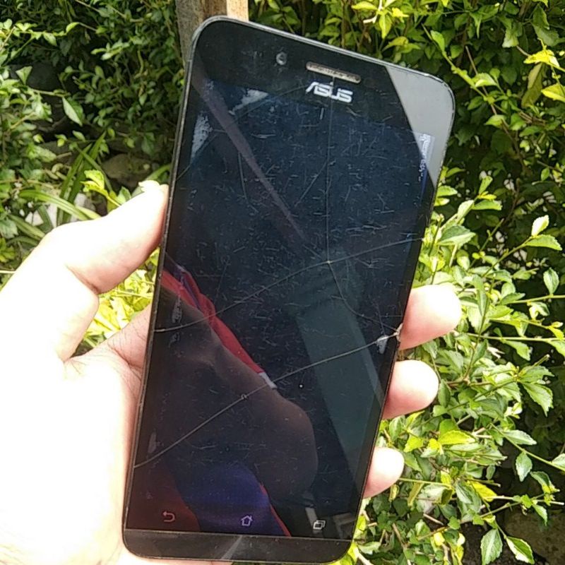 Asus Zenfone Z00VD Minus Lcd Poin Mesin Normal Fisik Lumayan