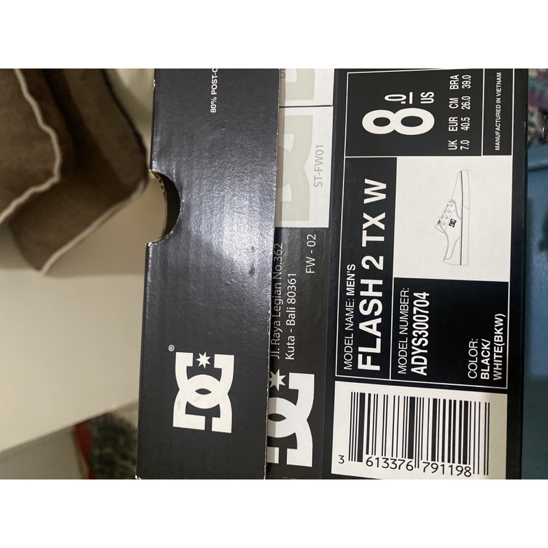 sepatu kasual quicksilver