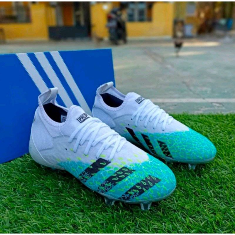 ADIDAS PREDATOR