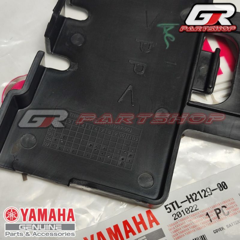 tutup aki mio sporty smile ori ygp original yamaha cover accu acu