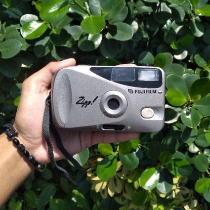 Kamera Analog Fujifilm Zipp
