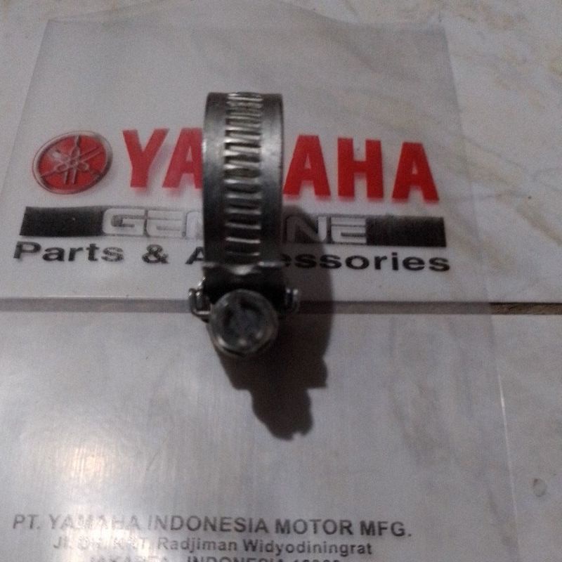 hous clemp klem selang radiator yamaha r25 mt 25 original bagian bawah