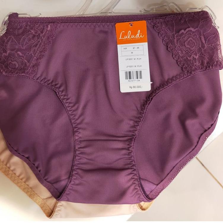 Best Seller SALE ‼️ORIGINAL LULUDI WACOAL MIDI LACE PANTY CELANA DALAM AKSEN RENDA SAMPING CREAM KRE