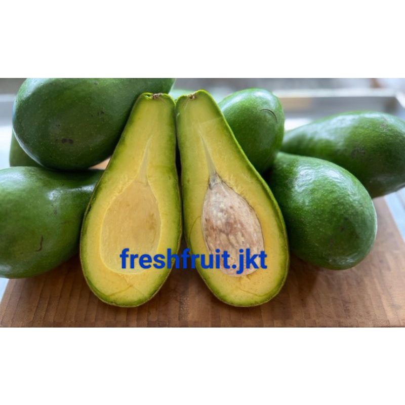 

ALPUKAT MENTEGA JUMBO 2 KG