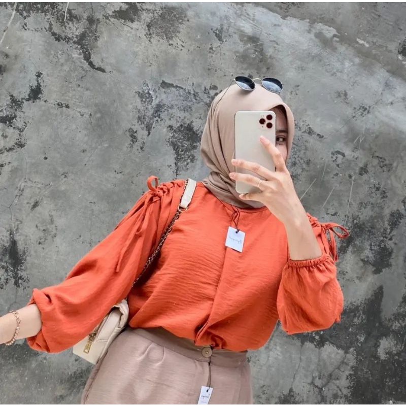Atasan Kemeja Kekinian Lengan Serut Atasan hangout Atasan Kerja Blouse Serut Selebgram