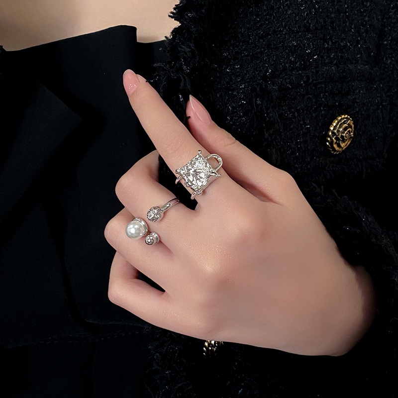 Aksesoris Cincin Mutiara Tren Kepribadian Fashion Tren