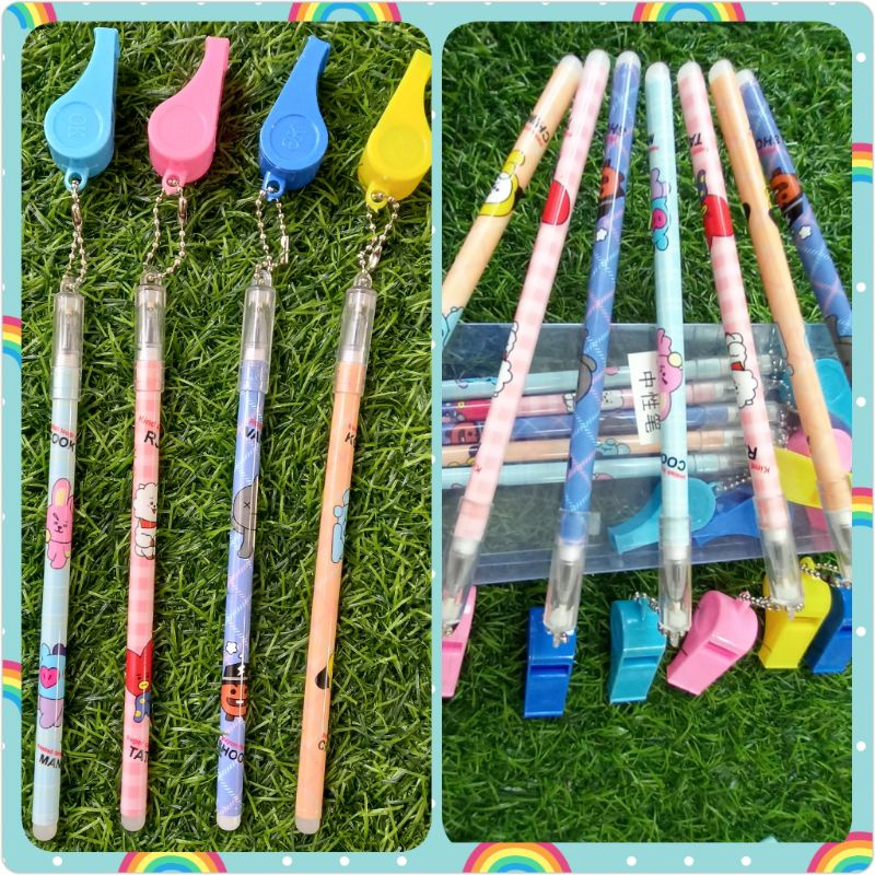 

Pulpen gel karakter kpop gantungan peluit per pcs/ Pulpen gantungan peluit karakter kpop per pcs