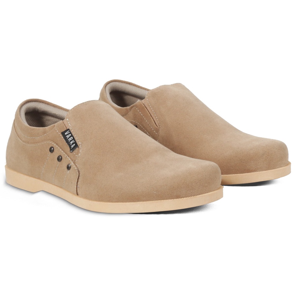 Sepatu Slip On Pria V 5799 Model Terbaru Brand Varka Sepatu Casual Santai Jalan Jalan Harga Murah Berkualitas - Krem