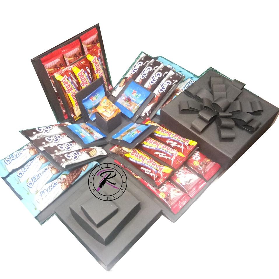 

RTKODE76 Explosion Box Snack Box Kado Unik Hampers Box Snack Box 3 Layer 1 kotak kecil 17x17cm [178]