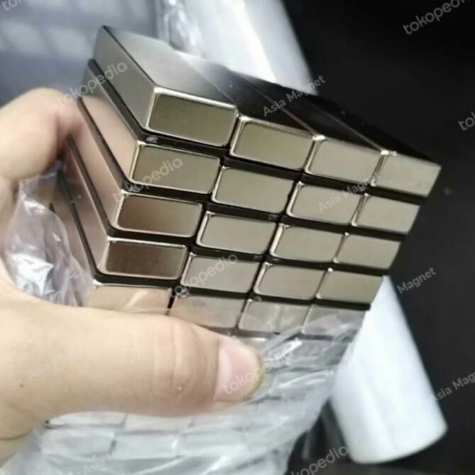 

MAGNE NEODYMIUM 50 X 15 X 6MM