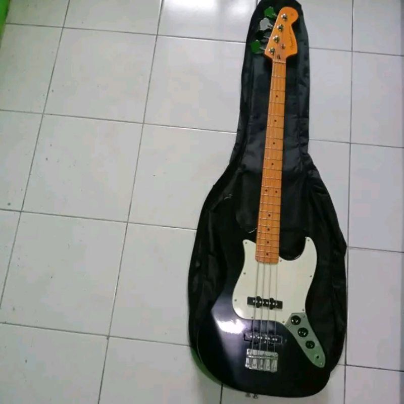 Gitar bass fender