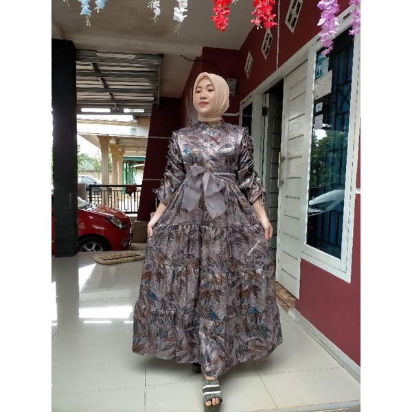 dress arumy serut