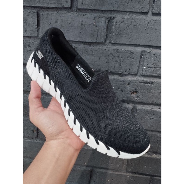 Sepatu Skechers Gowalk Smart Women