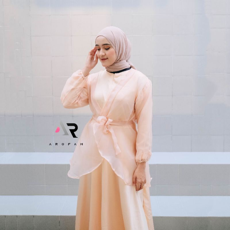 Luna Outer Organza