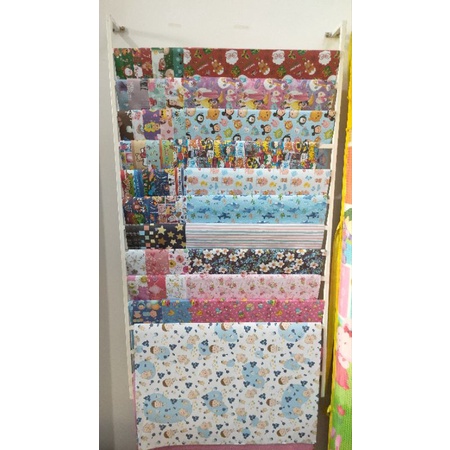 

kertas kado kecil / besar + kartu ucapan