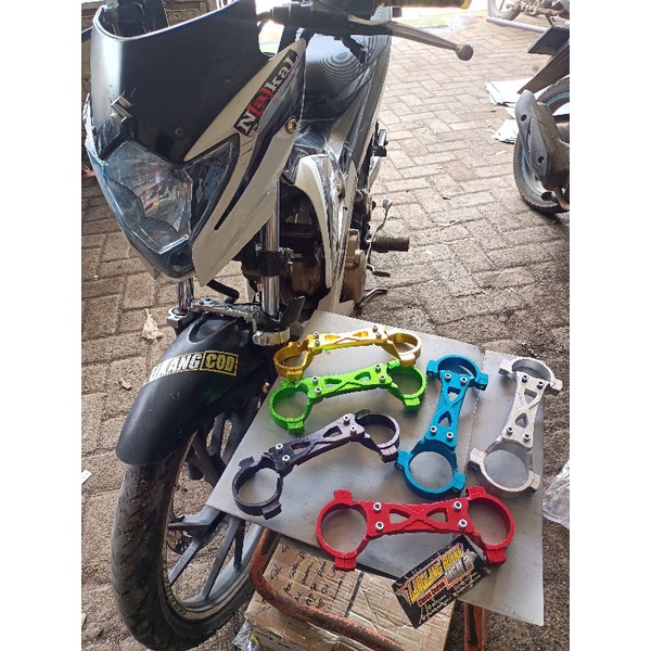 STABILIZER FORK DEPAN SUZUKI SATRIA FU (BORGOL ANODES GOLD)BORGOL SHOK DEPAN SUZUKi