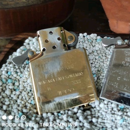 Insert Gold Zippo Niagara - Copotan ori