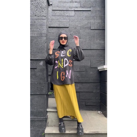 SECOND SIGN YUKE SHIRT | BLOUSE KAOS WANITA