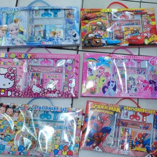 

⭐⭐⭐ Set Tulis Perlengkapan Princess / Alat tulis Karakter Princess Disney