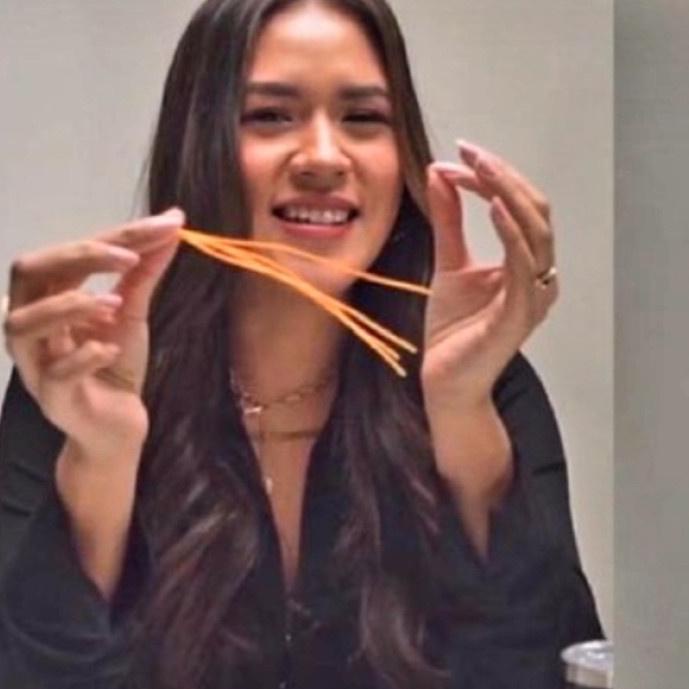

↛ MIE LIDI MANG ADE KEMASAN PLASTIK ➭