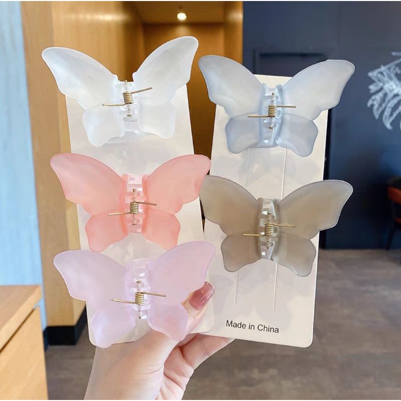 Jepit Kupu Doff Korea Transparan Kristal 6,5cm Jepit Jedai Hairpin Glass Model Butterfly Ukuran Tanggung Hair Claw Clips