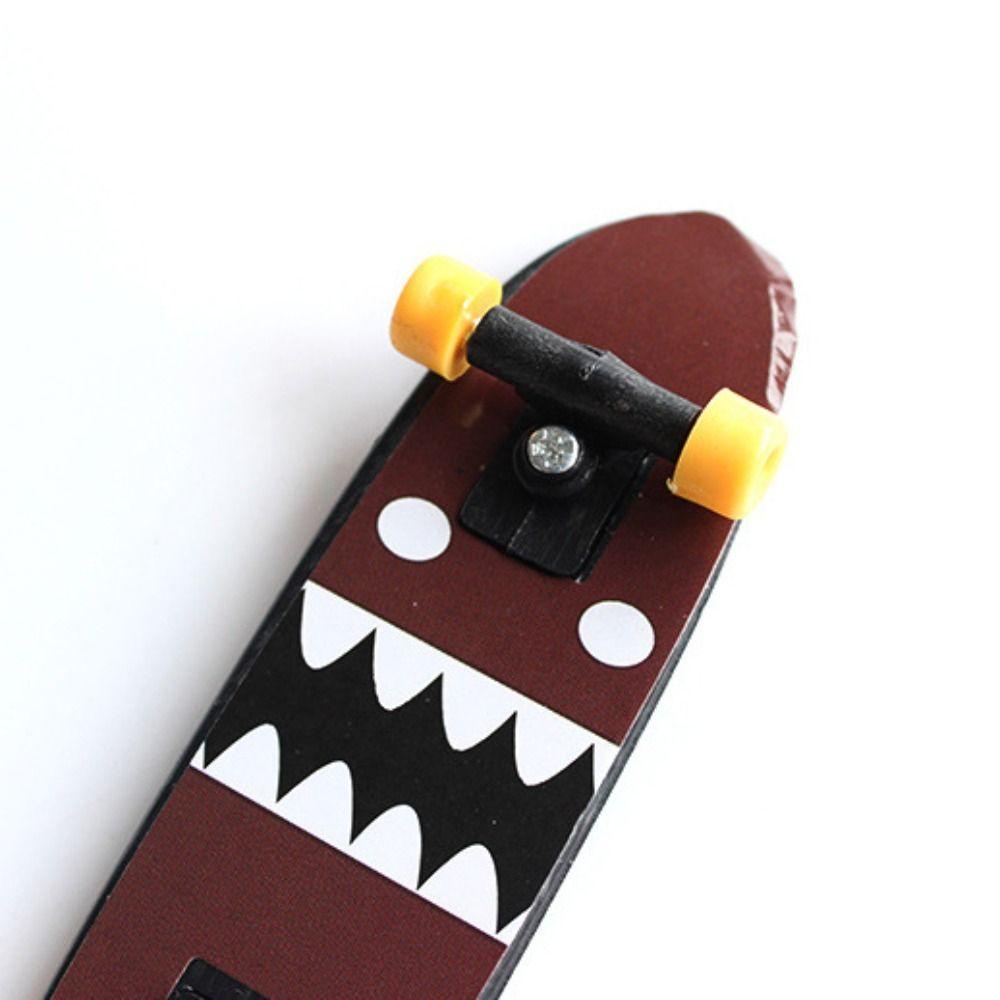 Lanfy Jari Papan Skate Hadiah Natal Profesional Warna Simulasi Acak Mainan Mini Skateboard Surfing Mainan Model Skateboard Mainan Jari Edukasi Fingerboard Mainan