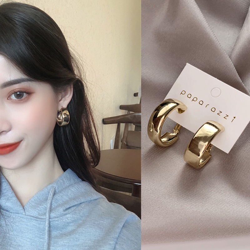 Fancyqube Golden Anting Hoop Besar Anting Hoop Geometri Korea Anting Logam Untuk Wanita Perempuan Retro Drop Earrings