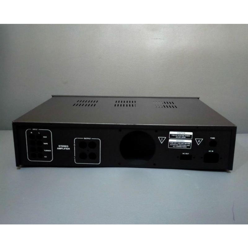 Box Ampli XR 0251 U