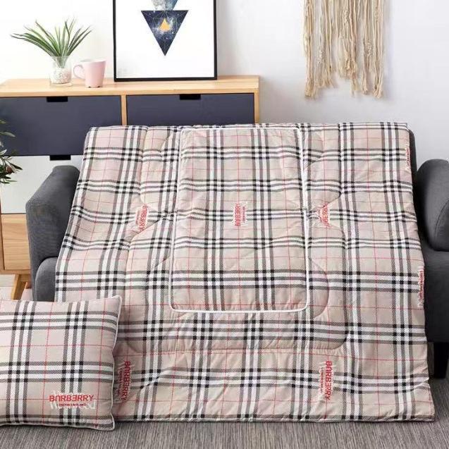 Sale Balmut / Bantal Selimut 2in1 / Bantal Lipat Praktis Jadi Selimut Bantal Selimut 2 in 1 / Selimu