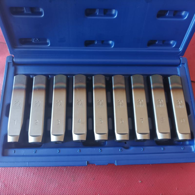 

Masus Germany Angka Ketok 20 mm 0 - 8