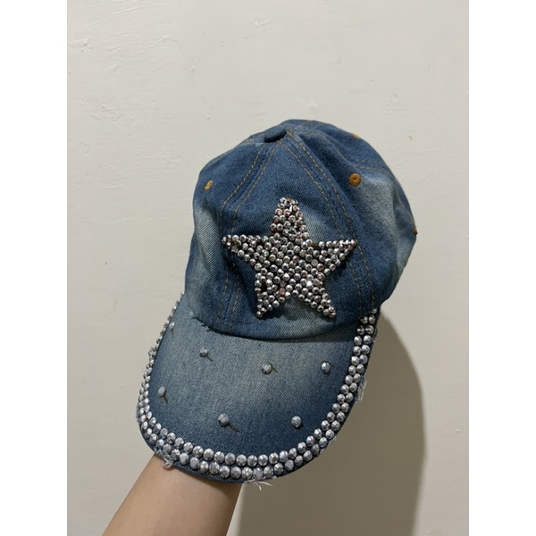 Topi Jeans Wanita Sobek | Second Like New