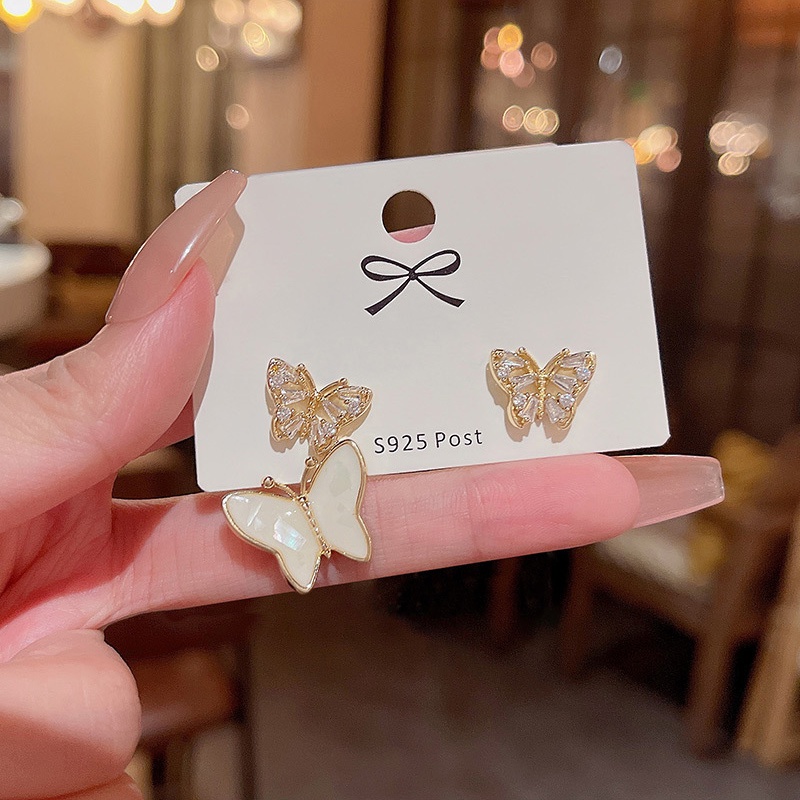 925 Jarum Perak Asimetris Zirkon Kupu-Kupu Anting Wanita Stud Telinga Perhiasan