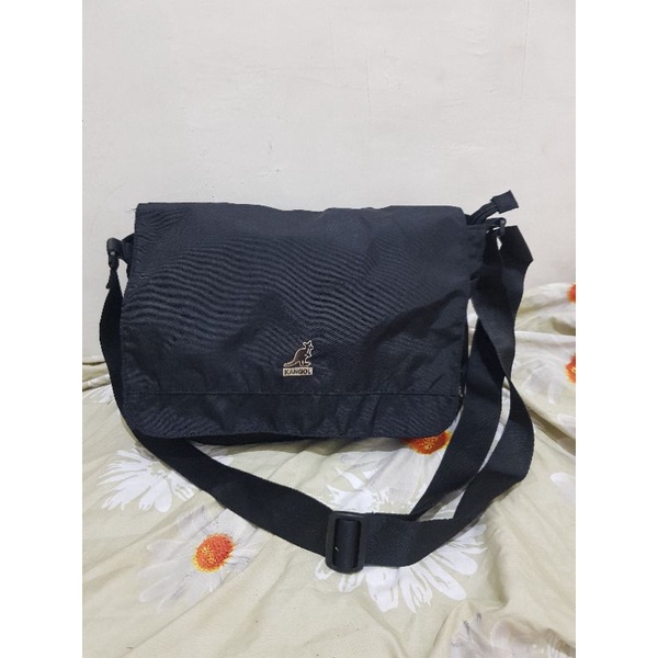 tas pria selempang brand KANGOL original mulus