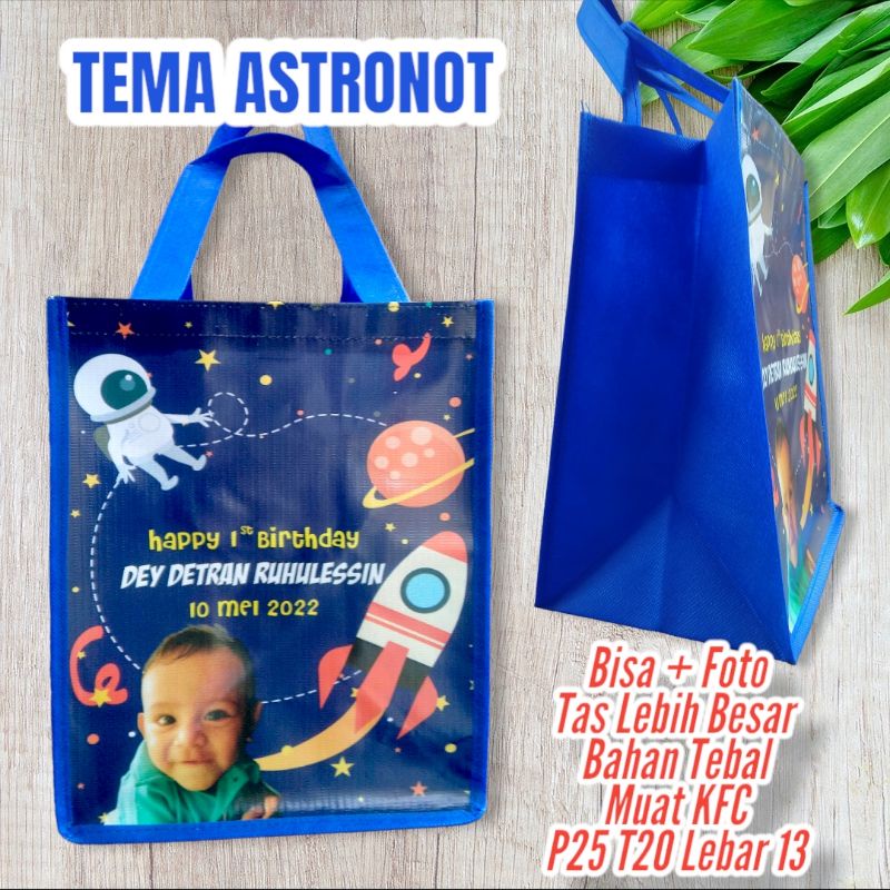 

GOODIE BAG TAS ULTAH ASTRONOT BISA PAKAI FOTO