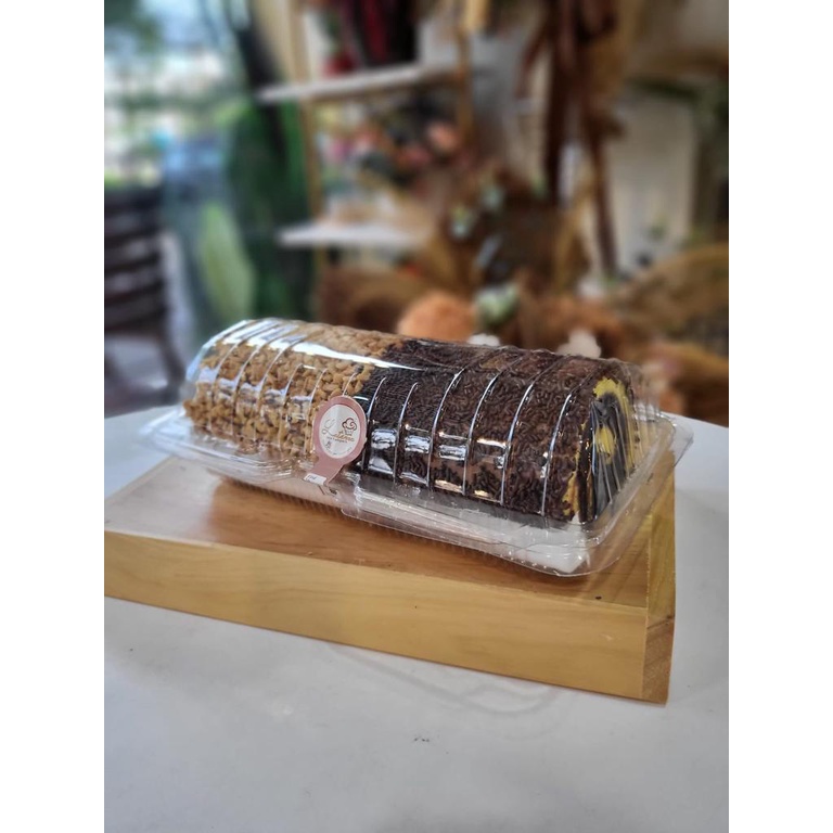 

Bolu Gulung cakekejucoklat bolucoklat bolukeju bolukacang nougatcake cakelapisurabaya cakemurah kuecantik