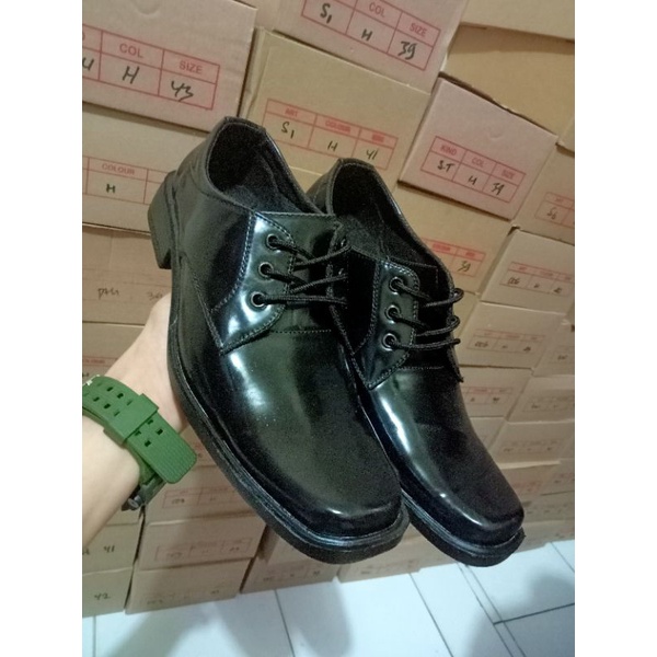 Sepatu pantofel pria Sepatu Pantofel formal sepatu pantovel warna hitam