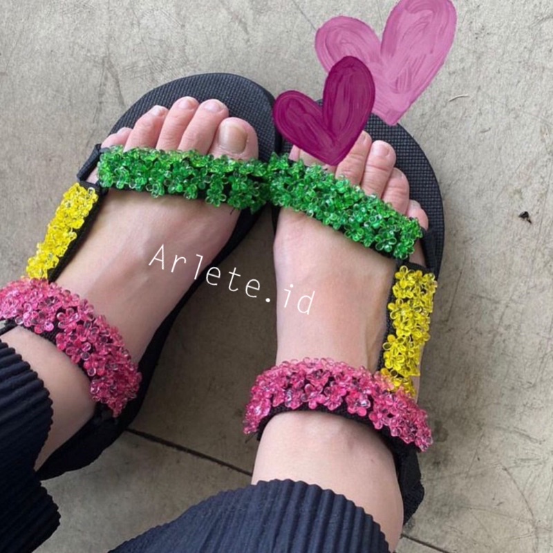 Alice (Beads Sandal - Sandal Mote/Manik Sakura Wanita)