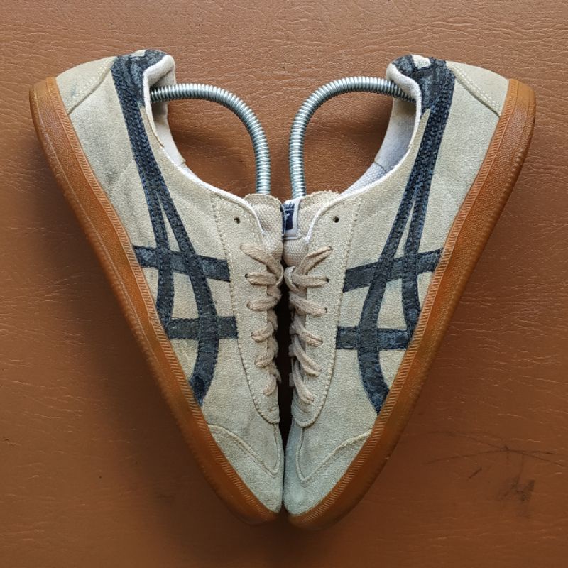 Sepatu Onitsuka Tiger Tokuten Prey/Black D3B2L [second used]